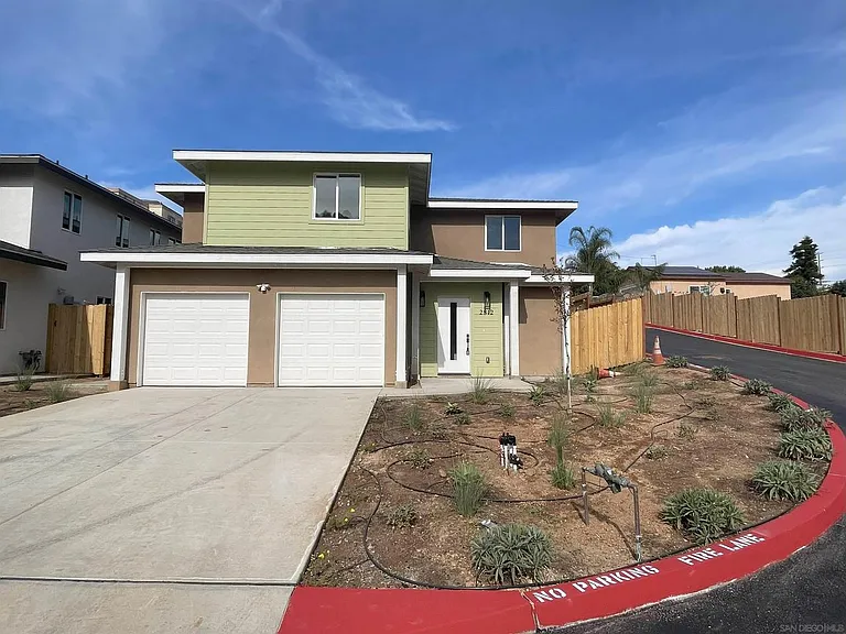 2812 C Ave — Photo 1