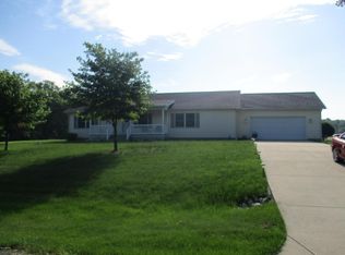 18943 Pardee Rd, Galien, MI 49113