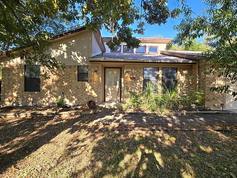 1106 Boulder Run — Photo 1