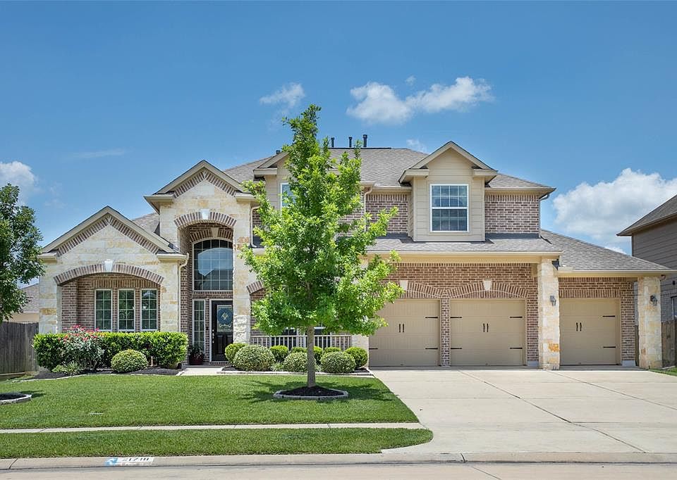 1st image of 21718 Honeysuckle Grove Ln
