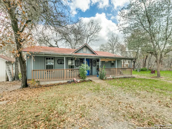 23490 THORNWOOD DR, San Antonio, TX 78264
