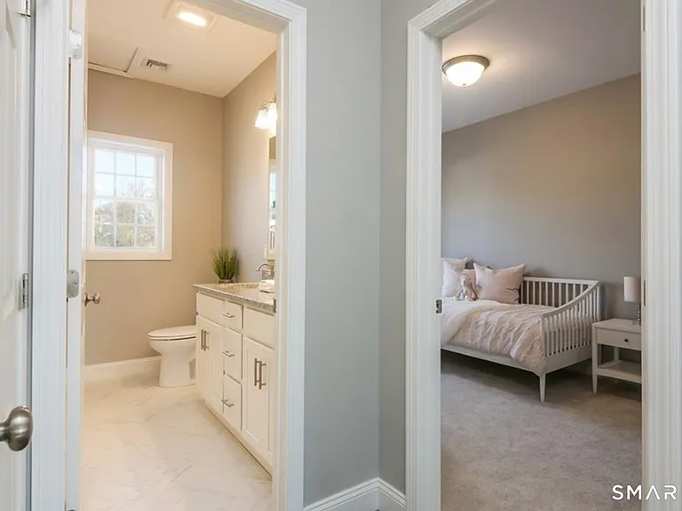 35 Ringgold St #104 — Photo 8
