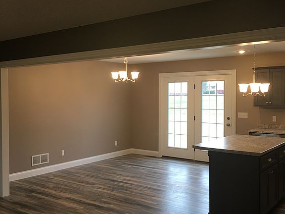 Kitchen/living room/dining 