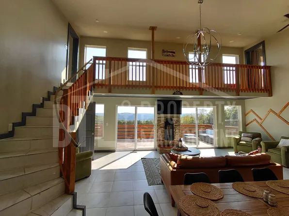 510 Chisholm Trl, Forsyth, MO 65653