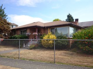 3756 SW Cloverdale St, Seattle, WA 98126