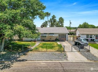 411 N Earl Rd, Moses Lake, WA 98837