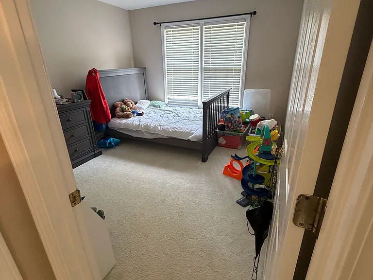 1019 Carroll Ct — Photo 12