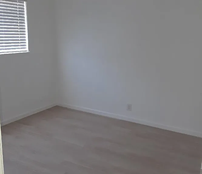 3715 Norwood Ave #F — Photo 7