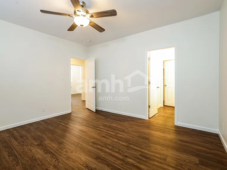 2215 Eagle Greens Dr — Photo 8
