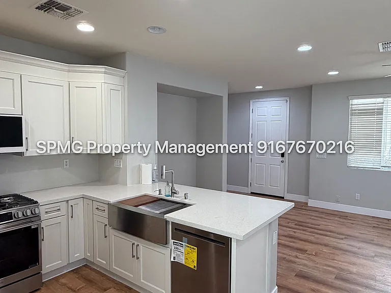 1456 Impressionist Loop — Photo 16
