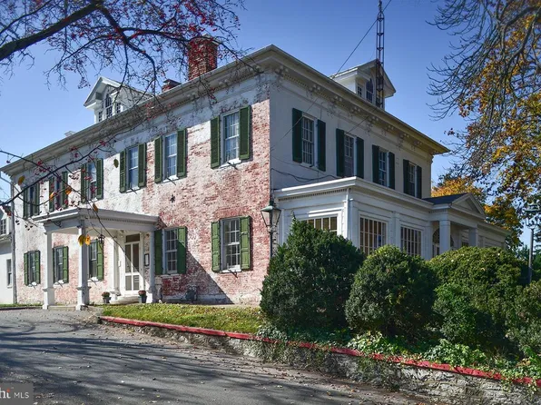 41 E Baltimore St, Funkstown, MD 21734