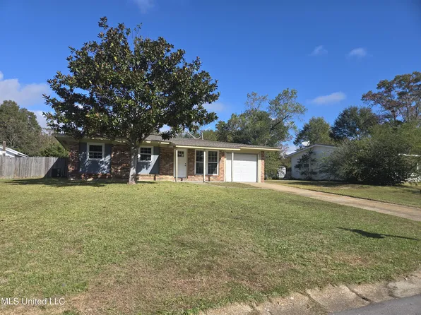 104 Estes St, Gulfport, MS 39503