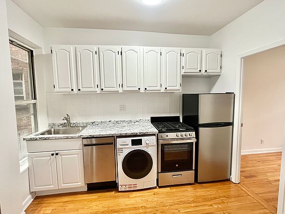 3rd image of 80 E 7th St #C4