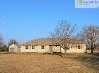 29455 Lone Star Rd, Paola, KS 66071