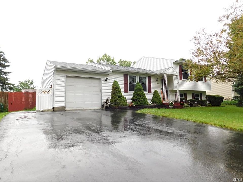 1st image of 7602 Aster Dr