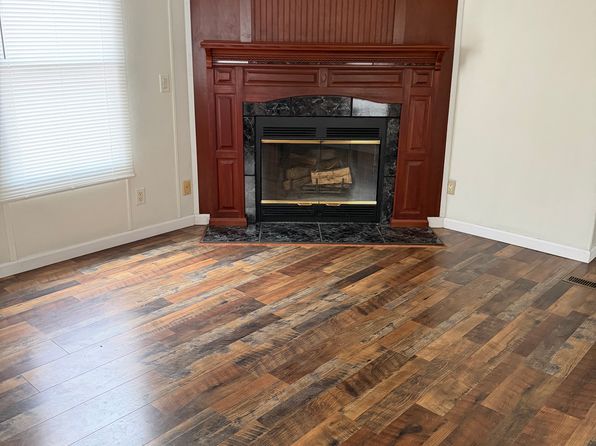 (undisclosed Address)