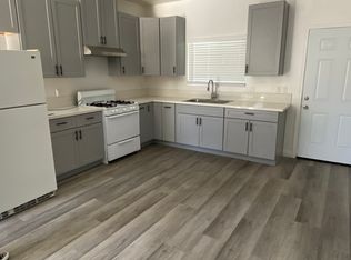 1052 N F St #2, Perris, CA 92571