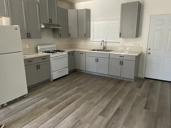 1052 N F St #2, Perris, CA 92571