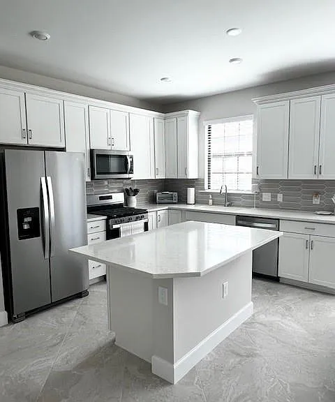 17442 Caravita Ln — Photo 10
