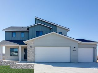9211 W Tuberose St, Nampa, ID 83687