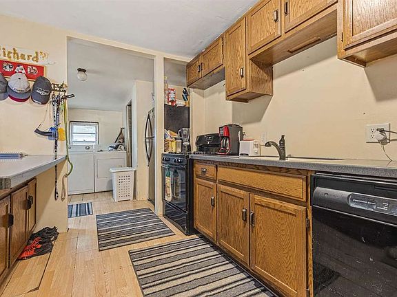 4th image of 2821 20th St