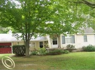 2466 Partridge Rd, Port Huron, MI 48060