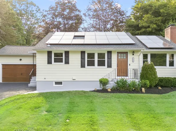 1812 Hartford Turnpike, North Haven, CT 06473