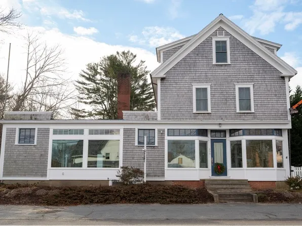 896 Sandwich Rd, Bourne, MA 02532