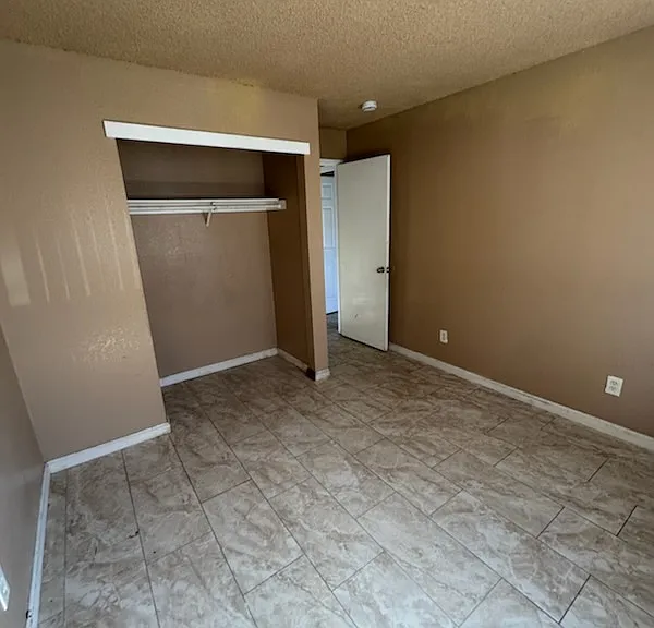 1190 S Winery Ave #192 — Photo 8