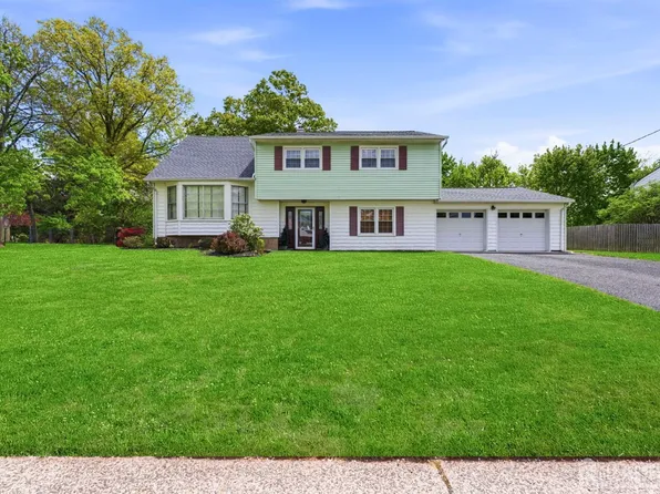 57 Mitchell Ave, Piscataway, NJ 08854