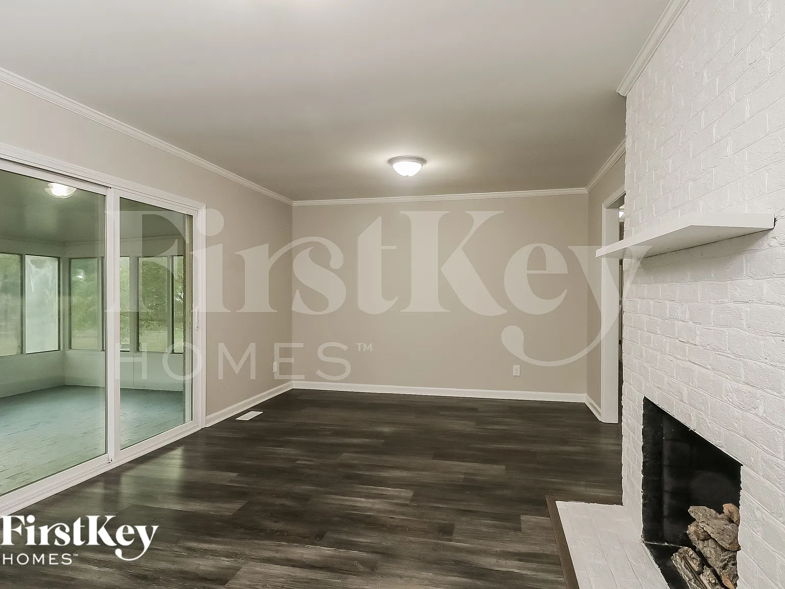 3 bed, 2.0 bath, 1888 sqft, $2,230 — Photo 4