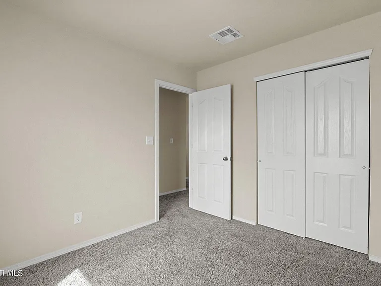 2240 Decamp Point Pl — Photo 28