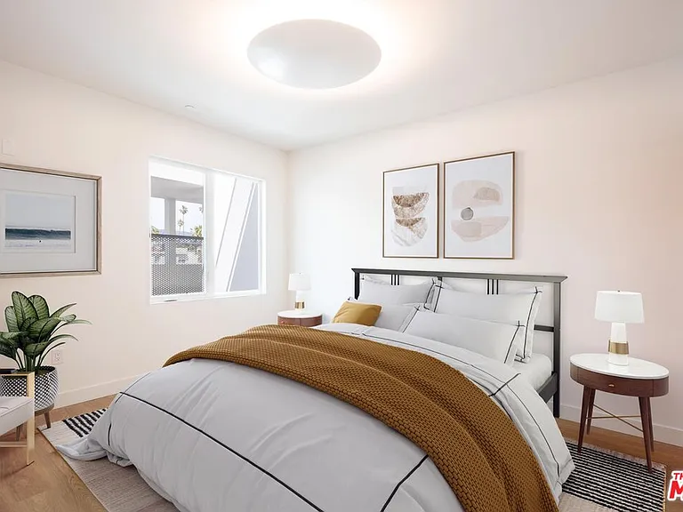 1130 N Orange Dr #403 — Photo 8