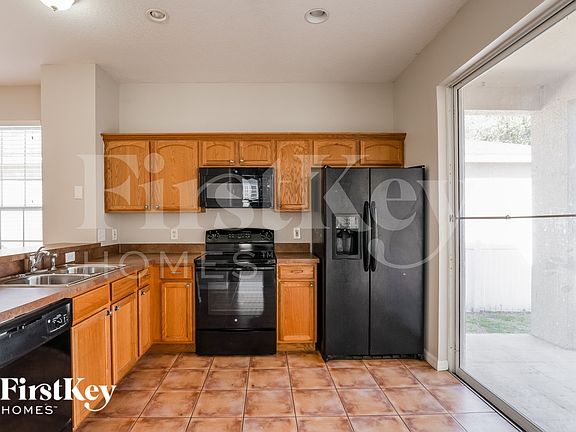 4th image of 321 N Hampton Ave
