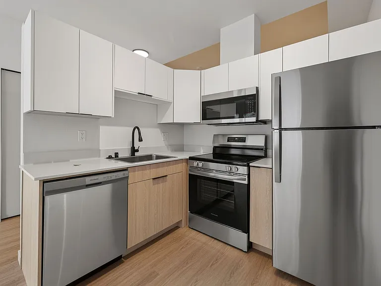Wynd Apartments — Photo 16