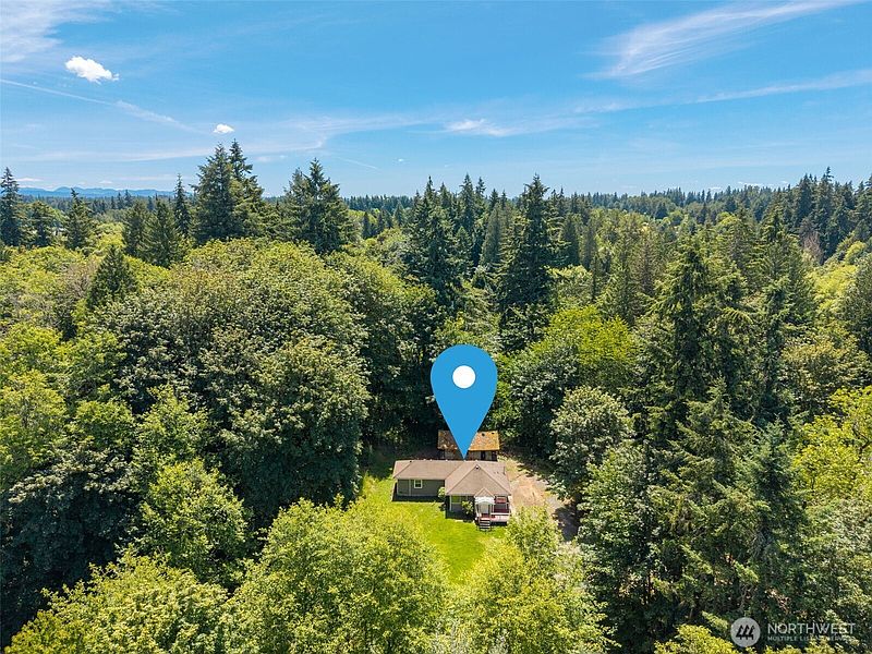 3rd image of 2703 25th Street SW
