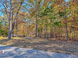 Acapulco Dr, Rogers, AR 72756