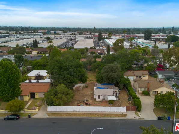7800 Jordan Ave, Canoga Park, CA 91304