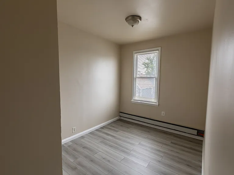154 Taylor St — Photo 9