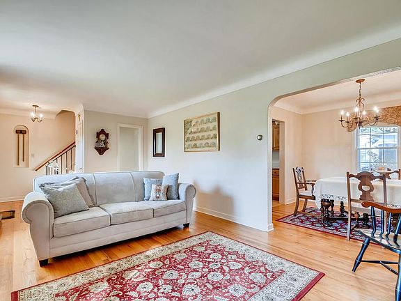 4th image of 1501 Highland Pkwy