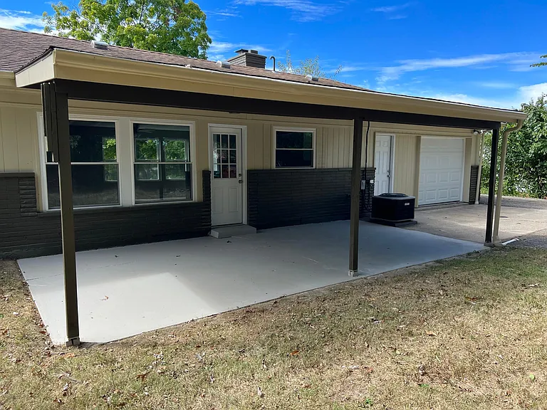 3046 Brookwood Dr — Photo 8