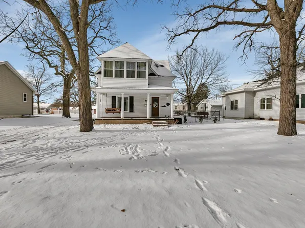 109 9th Ave N, Princeton, MN 55371