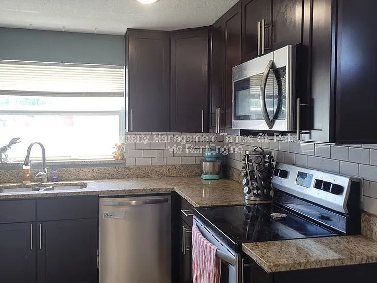1711 E New Orleans Ave — Photo 16