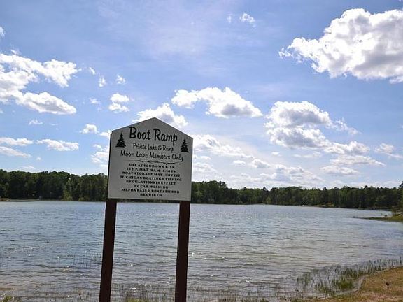 3rd image of 5452 Edgewood Dr Lot 128