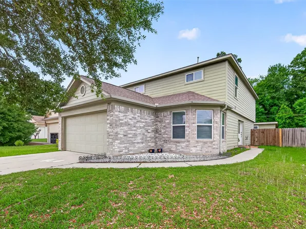9909 Kingfisher Dr, Conroe, TX 77385