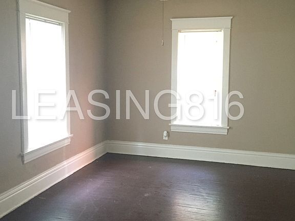 4th image of 3221 E 11th St