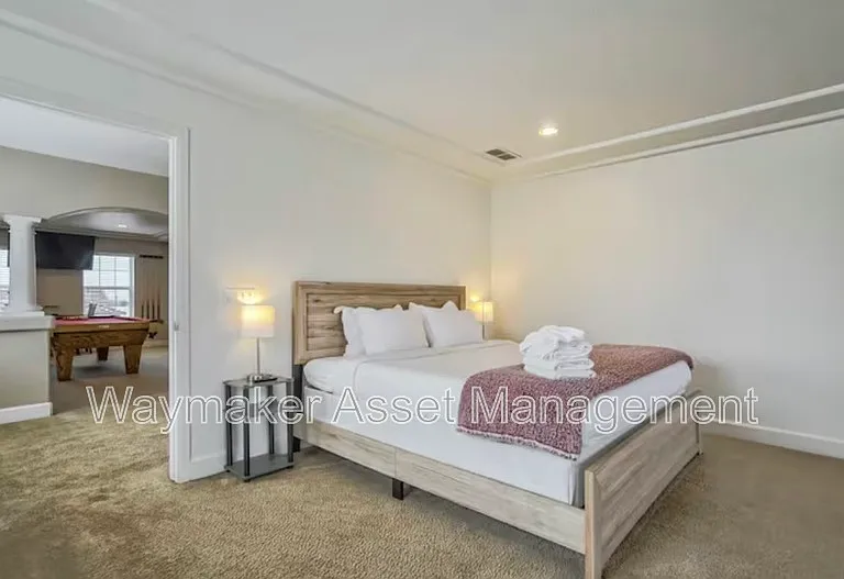 10904 Cascading Spring Cir — Photo 9