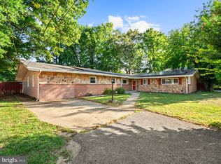 304 River Bend Rd, Fort Washington, MD 20744