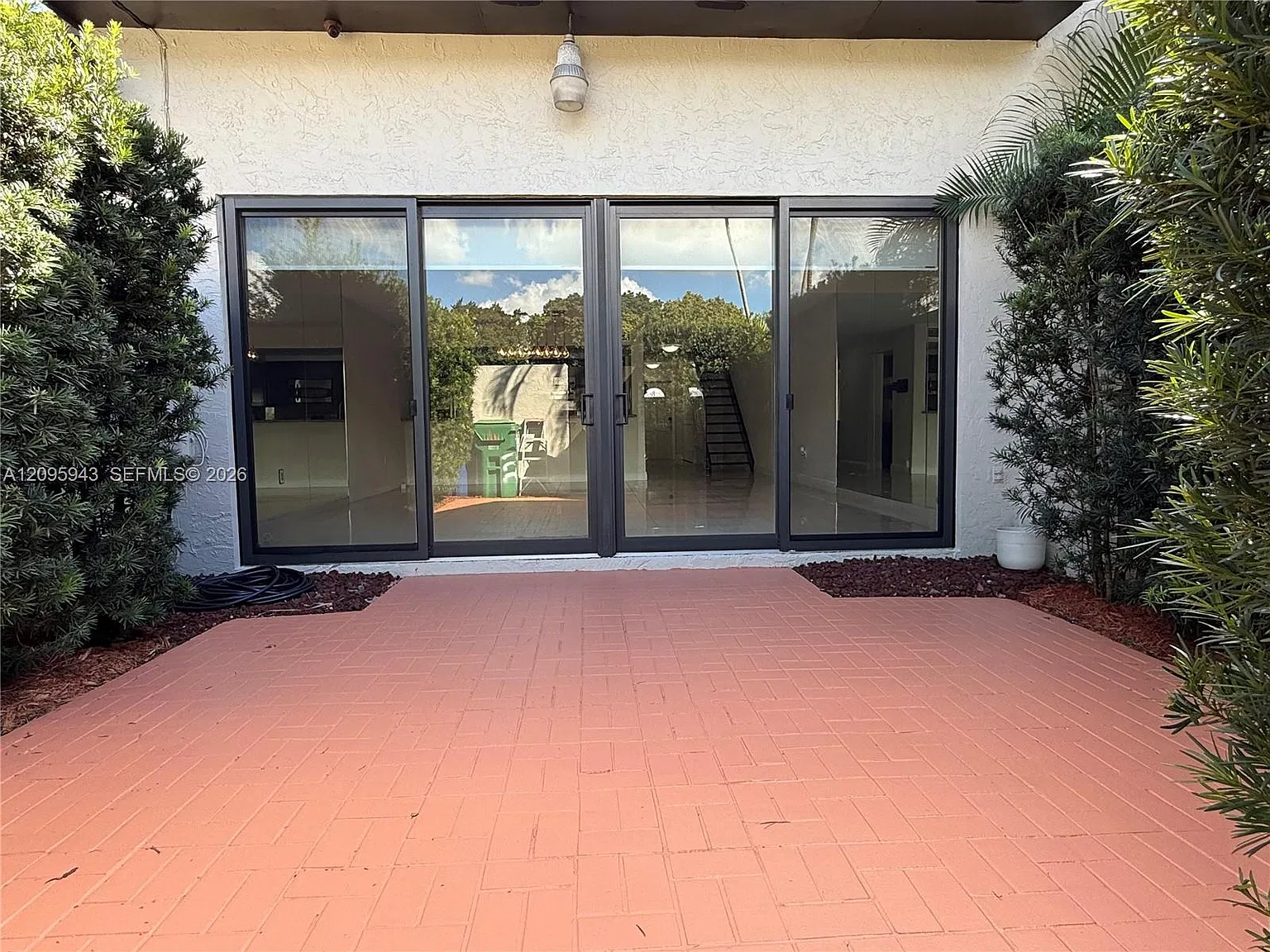 3 bed, 2.0 bath, $3,500 — Photo 4