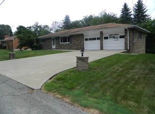 102 Stevens Dr, Pittsburgh, PA 15237